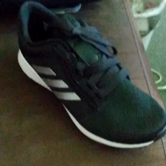 Women's size 9 1/2 Adidas edge lux - Picture 1 of 4